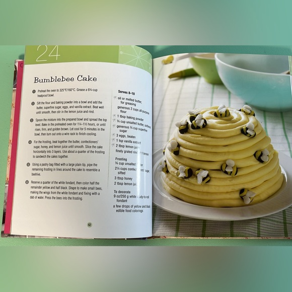 100 Cupcakes & Cakes from 1 Easy Recipe Book, Desert Cookbook, Easy Baking - Picture 5 of 8